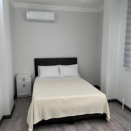 Mira Apartment